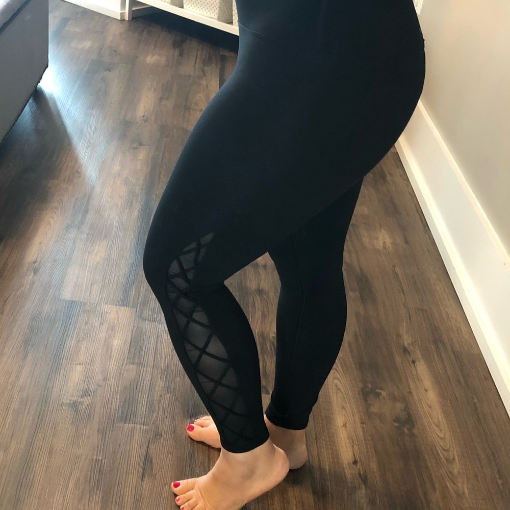 Lorna Jane , size small , black